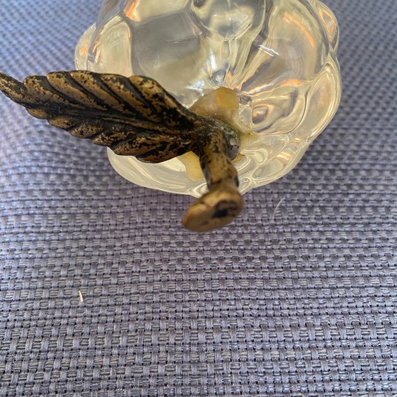 Vintage glass, and Brass grape cluster paperweight - Picture 2 of 5